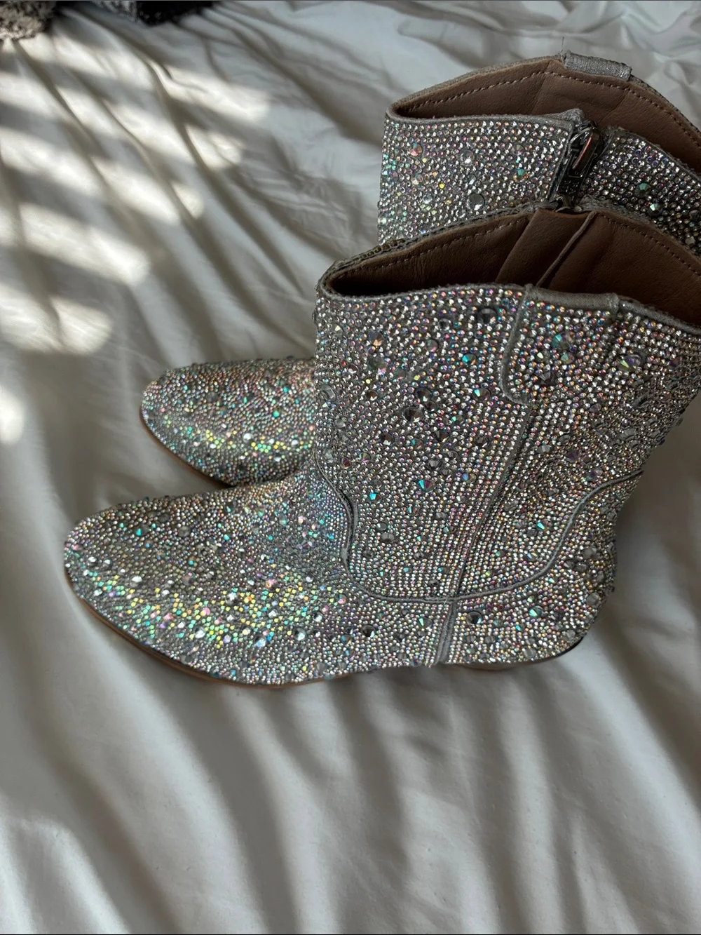 Sparkly Badgley Mischka cowgirl  Boot